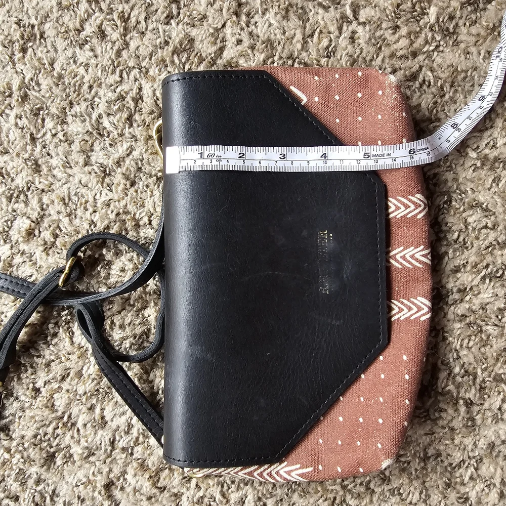 R.Riveter american handmade black leather and brown and ethnic crossbody‎ bag